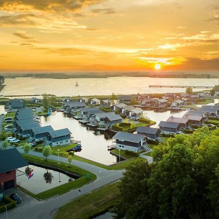 泰尔霍讷 Landal Waterpark Sneekermeer酒店 外观 照片